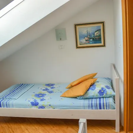 Daire Sopta Makarska